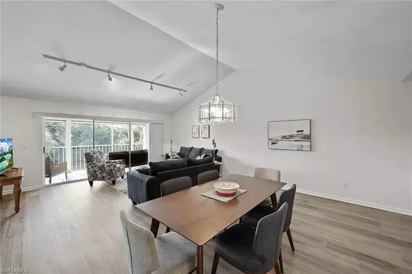 Bonita Springs, FL 34134,4240 Lake Forest DR #423