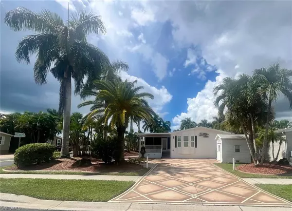Naples, FL 34114,1352 Amethyst Lake LN