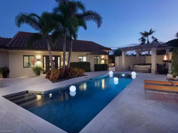 Naples, FL 34108,6817 Sand Pointe CIR #4