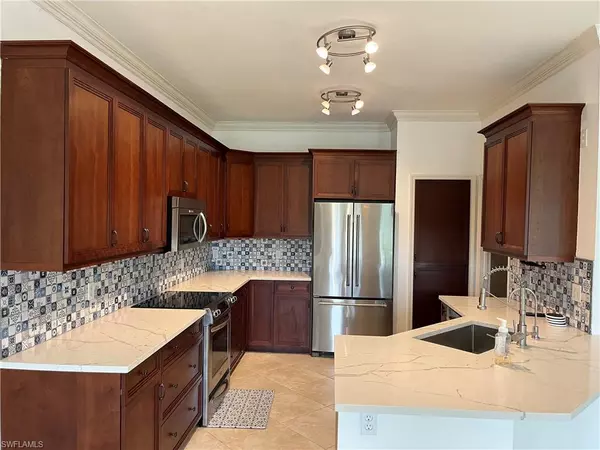 Naples, FL 34104,177 Stanhope CIR