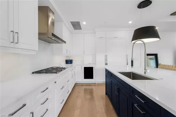 Naples, FL 34102,1130 3RD AVE S AVE #115