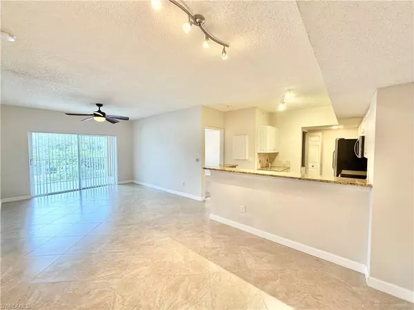 Naples, FL 34112,1820 Florida Club CIR #2205