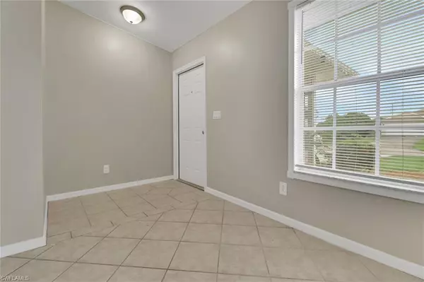 Cape Coral, FL 33991,1121 SW 9th AVE