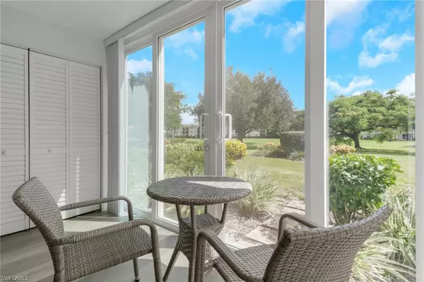 Naples, FL 34105,1086 Forest Lakes DR #9109