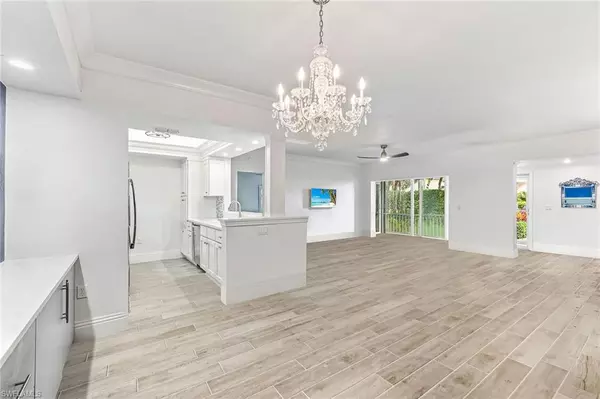 788 Willowbrook DR #502, Naples, FL 34108