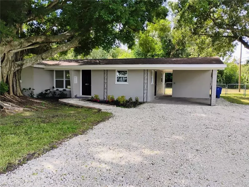 1195 Green AVE, North Fort Myers, FL 33903