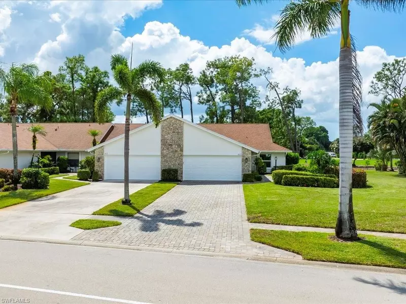 460 Kings WAY #3-41, Naples, FL 34104