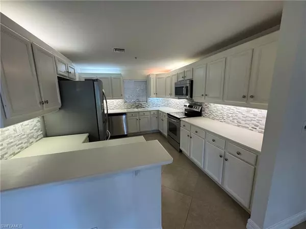 Naples, FL 34113,776 Eagle Creek DR ##102