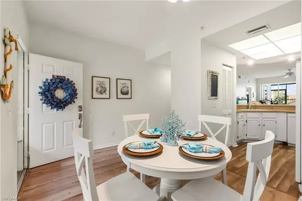 Bonita Springs, FL 34135,9855 Costa Mesa LN #404