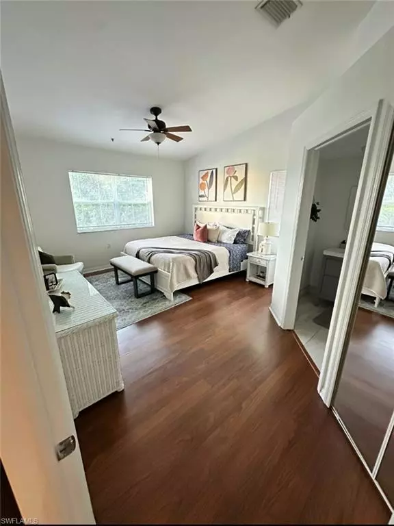 Naples, FL 34109,4910 Cougar CT N #1-205