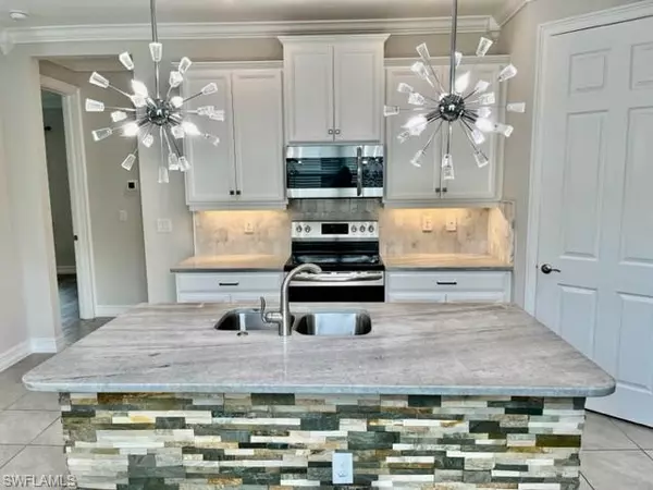 Bonita Springs, FL 34135,28442 CAPTIVA SHELL LOOP