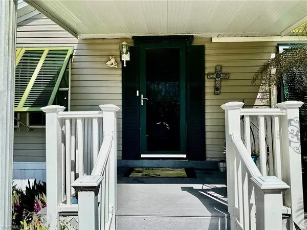 North Fort Myers, FL 33903,19621 N Tamiami TRL #31