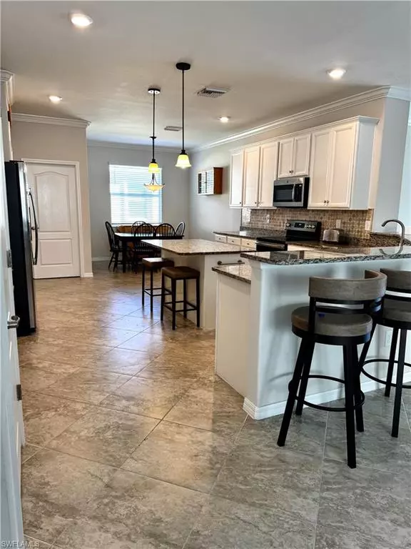 Naples, FL 34120,2179 Vermont LN