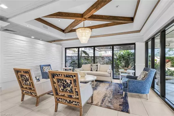 Marco Island, FL 34145,180 Seaview CT #1003