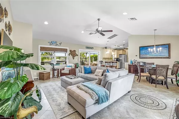Marco Island, FL 34145,815 Rose CT
