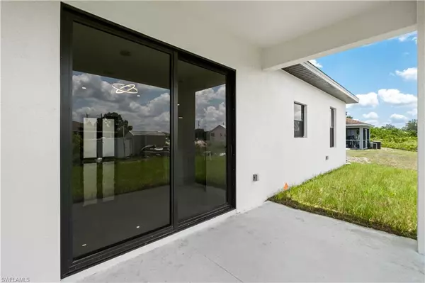 Lehigh Acres, FL 33976,2813 27th ST SW