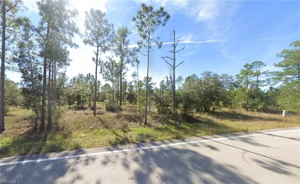 2004 E 10th ST, Lehigh Acres, FL 33936