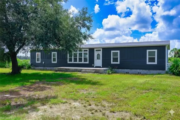 Naples, FL 34120,4660-0 43rd AVE NE