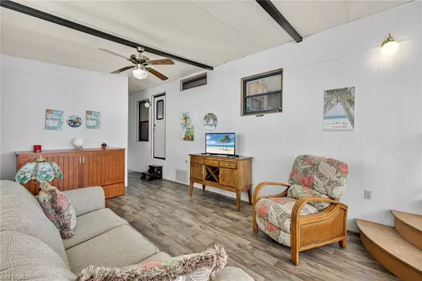 North Fort Myers, FL 33903,53 La Fonda LN