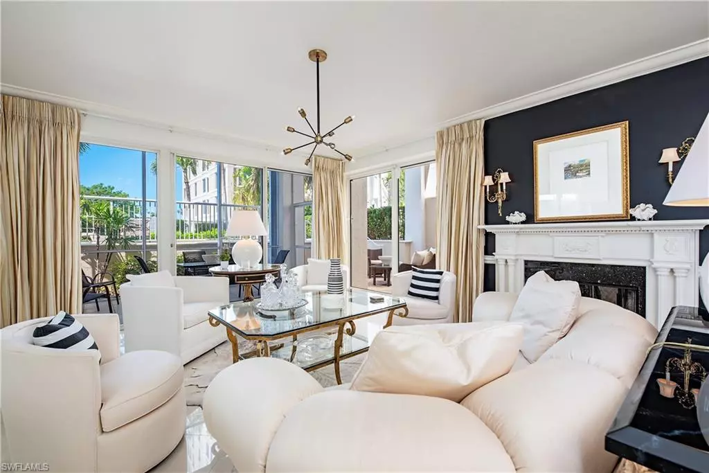 Naples, FL 34108,7041 Pelican Bay BLVD #V1