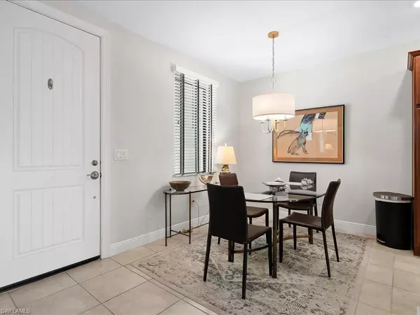 Naples, FL 34109,15102 Palmer Lake CIR #105