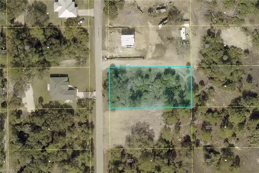 1918 Leroy AVE, Lehigh Acres, FL 33972