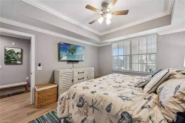 Naples, FL 34119,1886 Tarpon Bay DR S #301