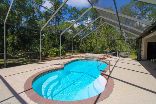 311 31st ST NW, Naples, FL 34120