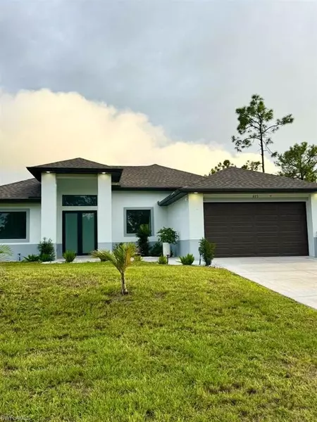 403 W 13th ST, Lehigh Acres, FL 33972