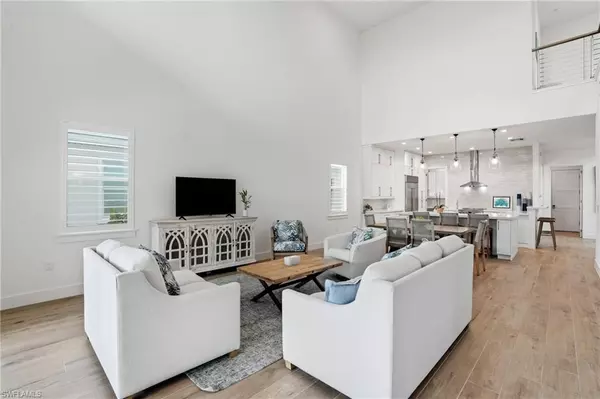 Naples, FL 34112,115 Cambria LN