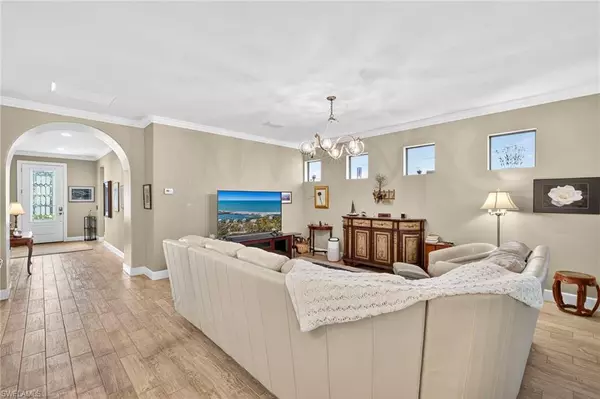 Naples, FL 34114,7507 Live Oak DR
