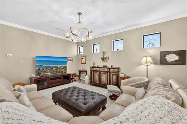 Naples, FL 34114,7507 Live Oak DR