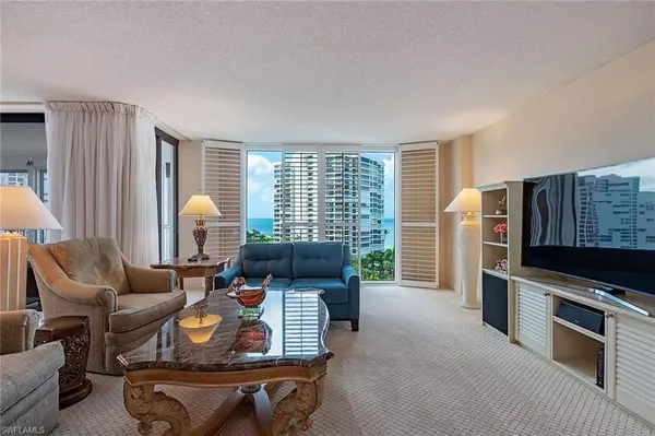 4401 Gulf Shore BLVD N #1007, Naples, FL 34103