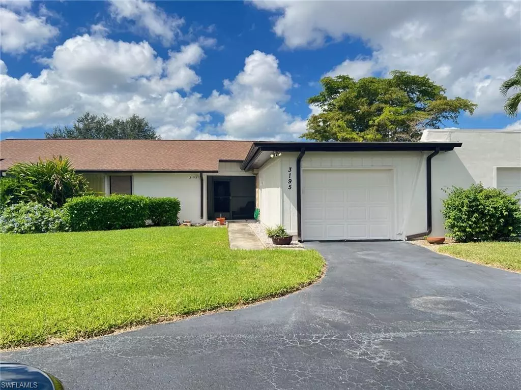 Naples, FL 34112,3195 Boca Ciega DR #C10
