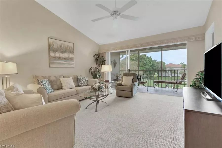 6985 Dennis CIR #308, Naples, FL 34104