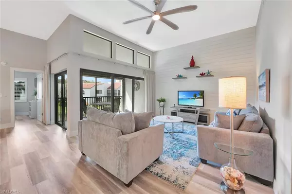 Naples, FL 34108,583 Beachwalk CIR #Q-203