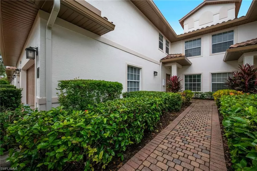 8161 Saratoga DR #1401, Naples, FL 34113