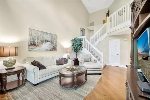 Bonita Springs, FL 34134,27105 Oakwood Lake DR