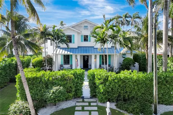 160 Broad AVE S, Naples, FL 34102