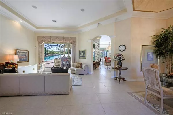 Naples, FL 34105,3022 Gainesborough CT