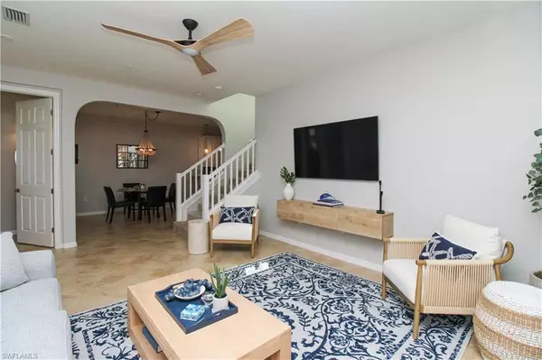 9025 Alturas ST #3102, Naples, FL 34113