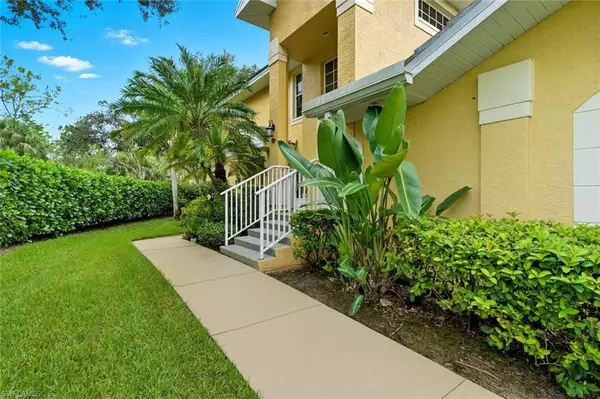 Naples, FL 34119,8390 Big Acorn CIR #11C