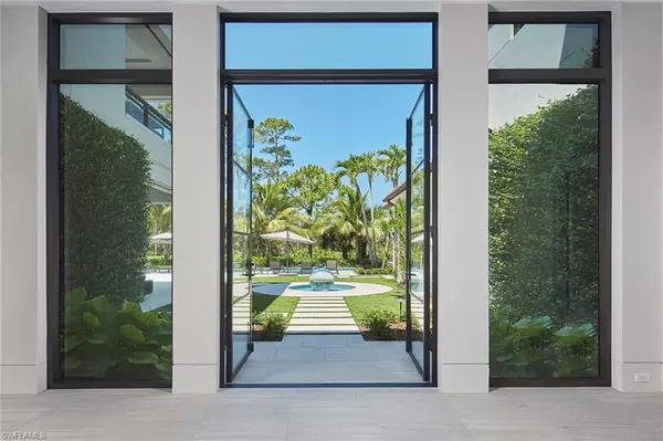 Naples, FL 34110,16945 Sud Cortile CT