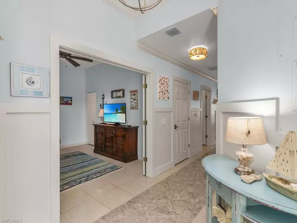 Goodland, FL 34140,366 Angler DR #1602