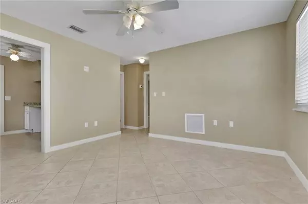 Naples, FL 34108,530 92nd AVE N