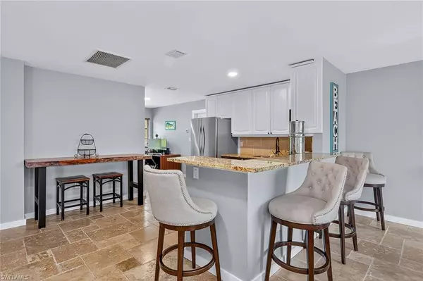 Naples, FL 34113,106 Pago Pago DR W