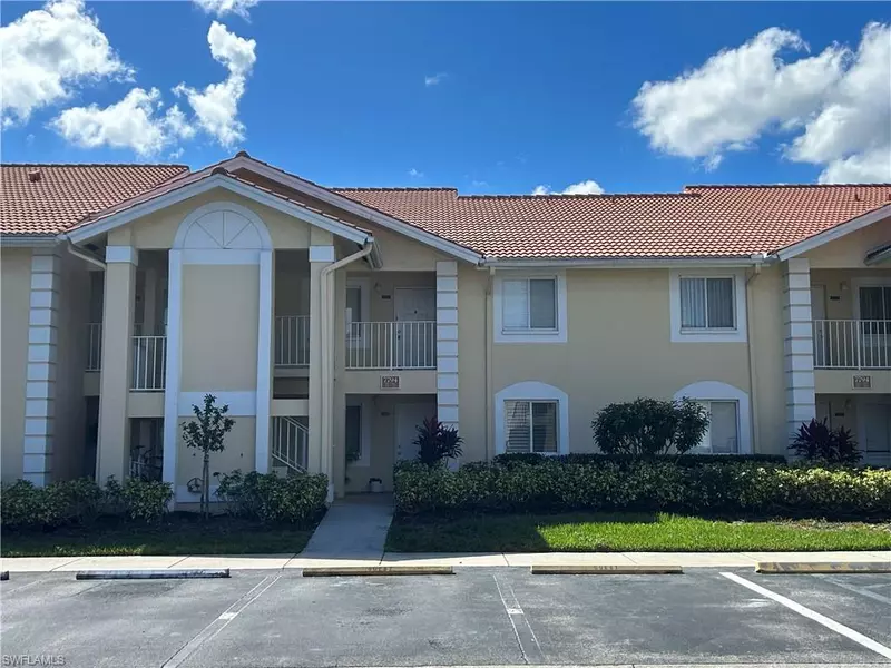 7794 Esmeralda WAY #N202, Naples, FL 34109