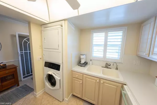 Naples, FL 34112,325 Charlemagne BLVD #C204