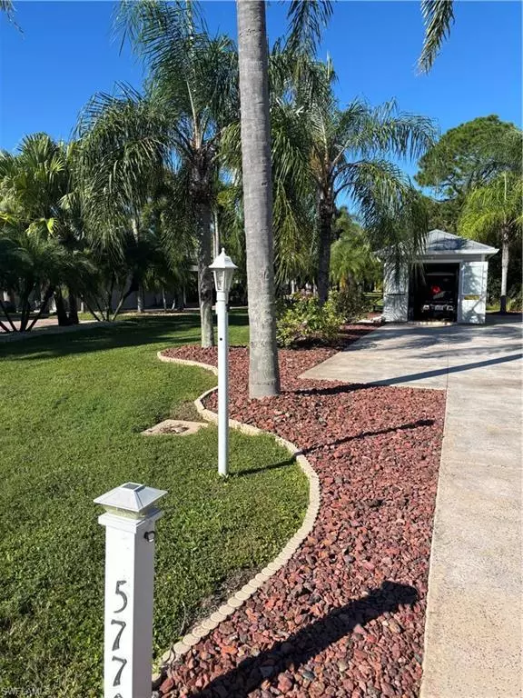 Fort Myers, FL 33905,5770 Cypress Woods Resort DR