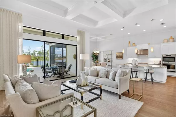 Naples, FL 34119,9450 Galliano TER